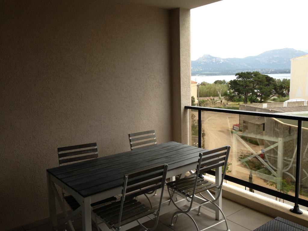Residence Nayah-Maria Καλβί Δωμάτιο φωτογραφία