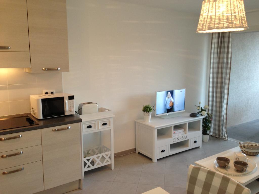 Residence Nayah-Maria Καλβί Δωμάτιο φωτογραφία